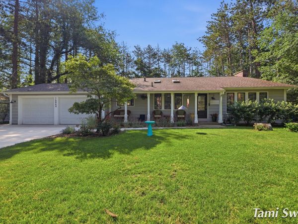 16864 Timber Dunes Drive, Grand Haven, MI 49417
