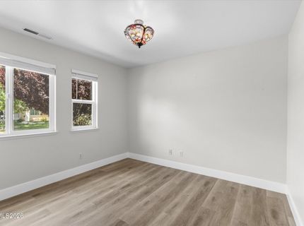 9830 Crystalline Drive, Reno, NV 89506 Photo