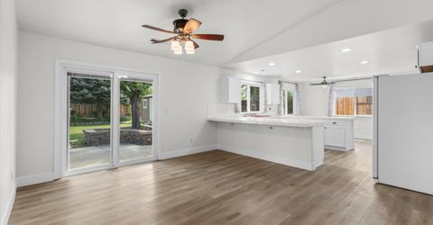 9830 Crystalline Drive, Reno, NV 89506 Photo
