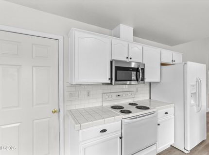 9830 Crystalline Drive, Reno, NV 89506 Photo