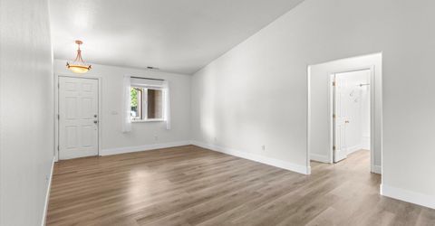 9830 Crystalline Drive, Reno, NV 89506 Photo