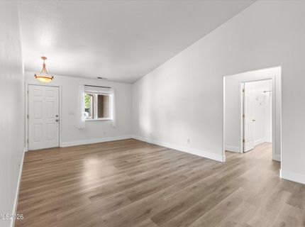 9830 Crystalline Drive, Reno, NV 89506 Photo