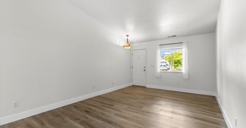 9830 Crystalline Drive, Reno, NV 89506 Photo