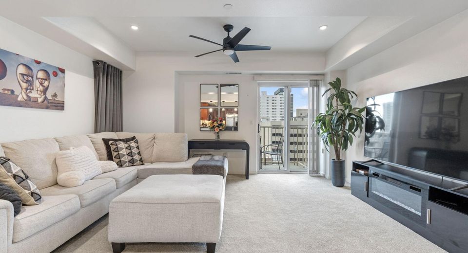 200 W 2nd Street, Unit APT 505, Reno, NV 89501 Photo