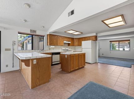 2724 Stewart Avenue, Minden, NV 89423 Photo