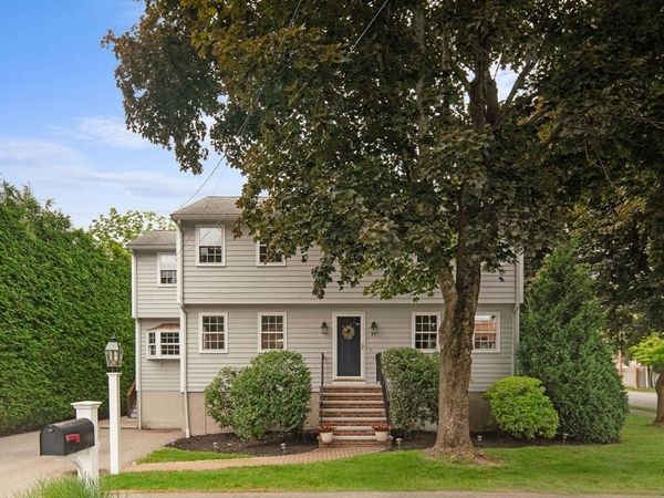 42 Riverside Dr., Reading, MA 01867