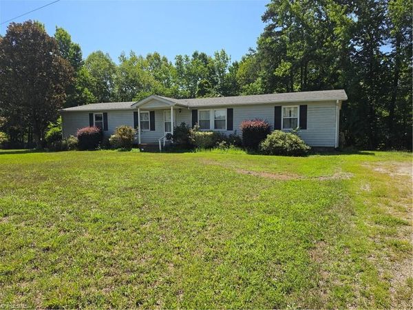 8405 Stafford Mill Road , Oak Ridge, NC 27310