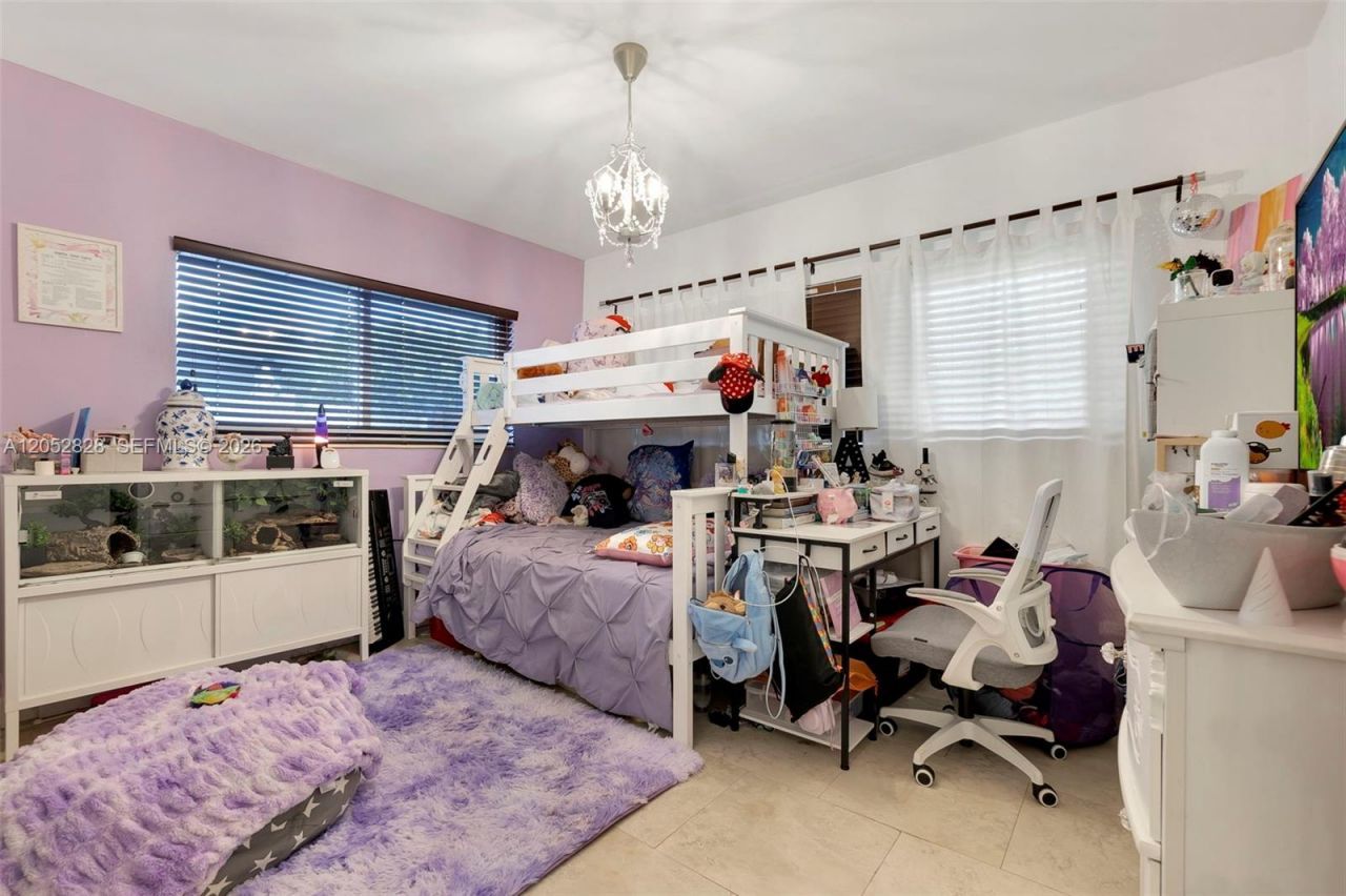 6145 W 6th Ave , Hialeah, FL 33012 Photo