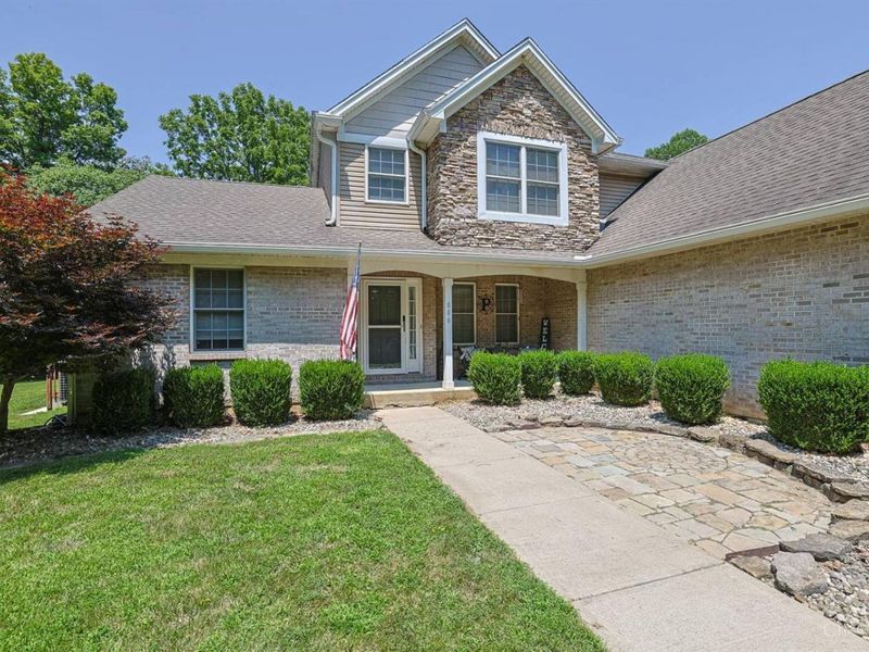 886 Grays Lane, New Richmond, OH 45157 Photo 4