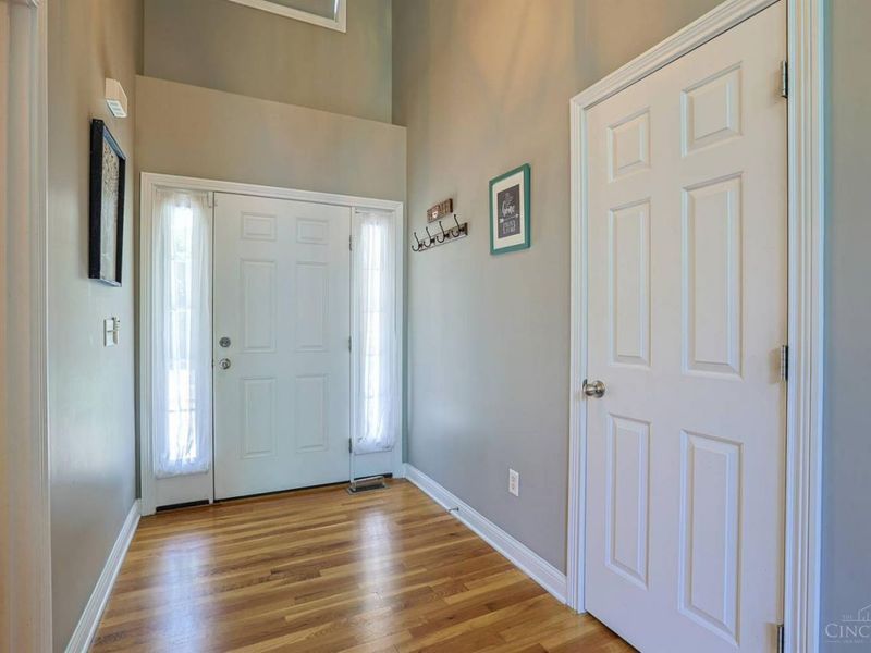 886 Grays Lane, New Richmond, OH 45157 Photo 6