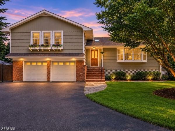 28 Lyonsville Rd, Rockaway, NJ 07005
