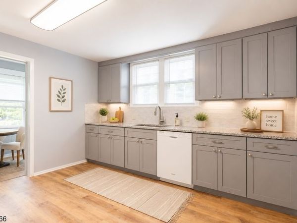 563 Spruce Ave, Garwood, NJ 07027