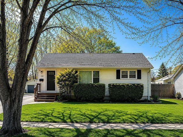2110 Delaware Road , Waukegan, IL 60087