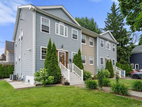 104 Crescent, Unit 1, Waltham, MA 02453