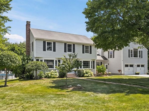 67 Surrey Dr, North Andover, MA 01845