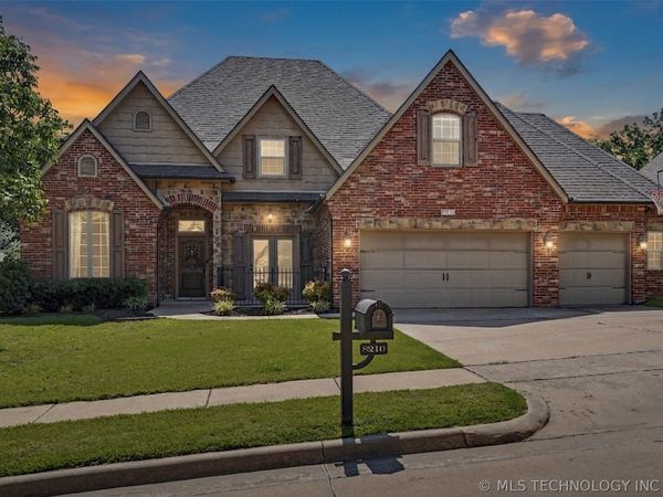 8210 S 14th Place , Broken Arrow, OK 74011
