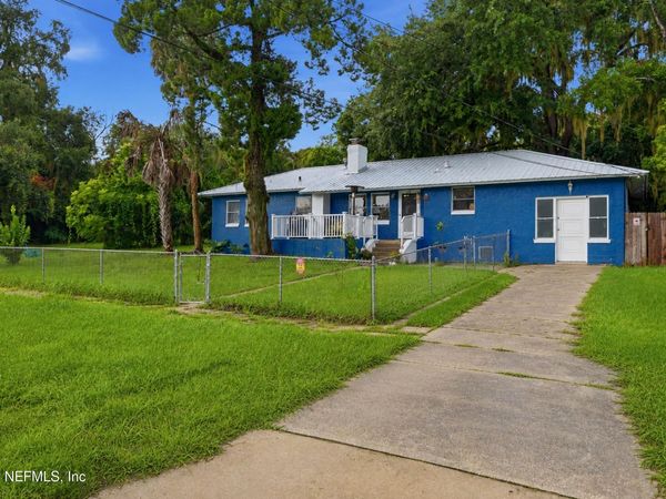 322 S 17TH Street, Palatka, FL 32177