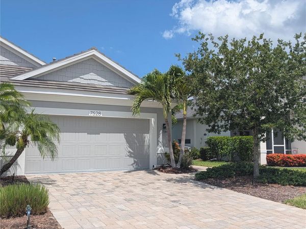7528 ALUMNI TRAIL , SARASOTA, FL 34243