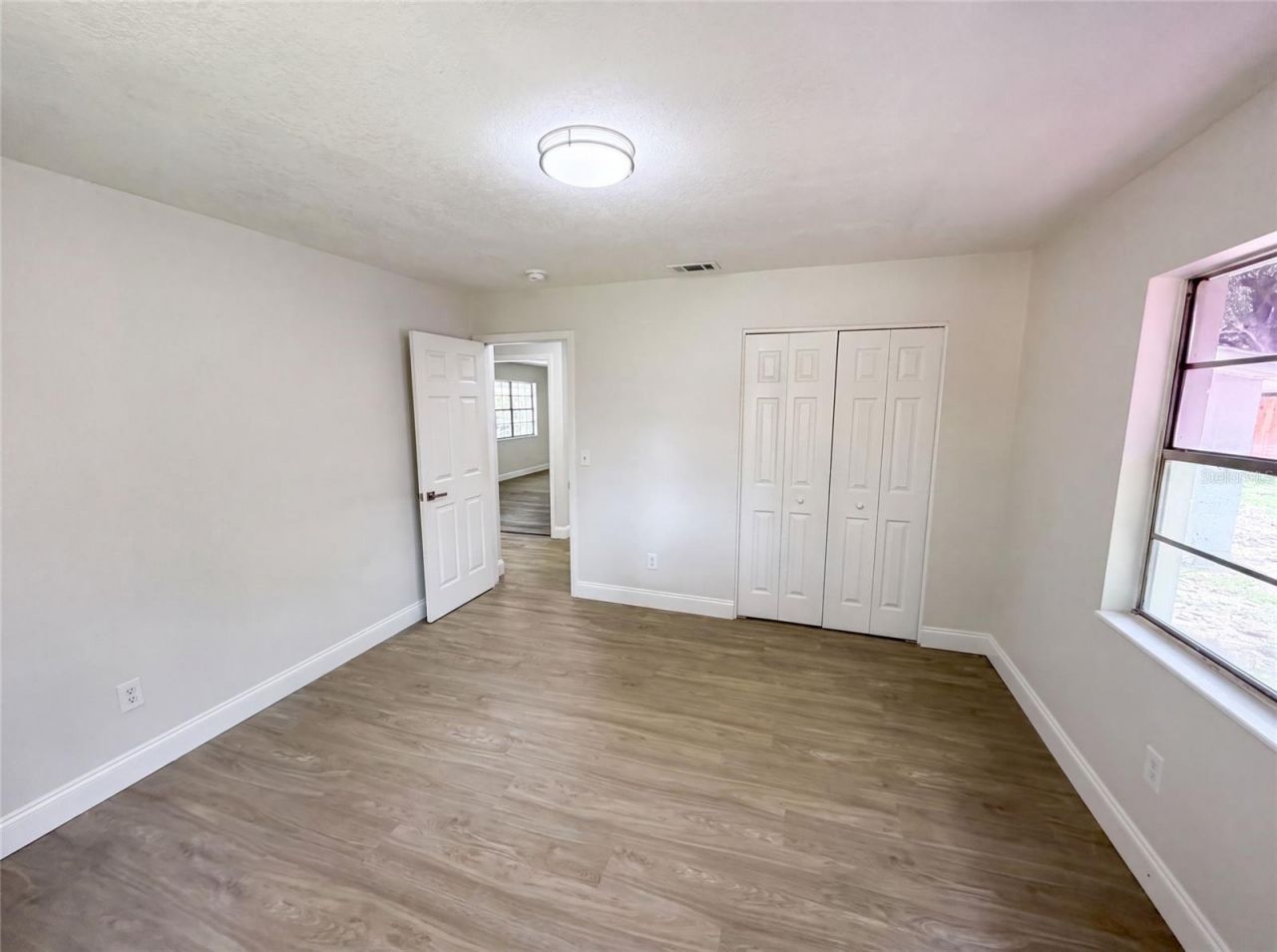 585 Hewett Drive , Orlando, FL 32807 Photo