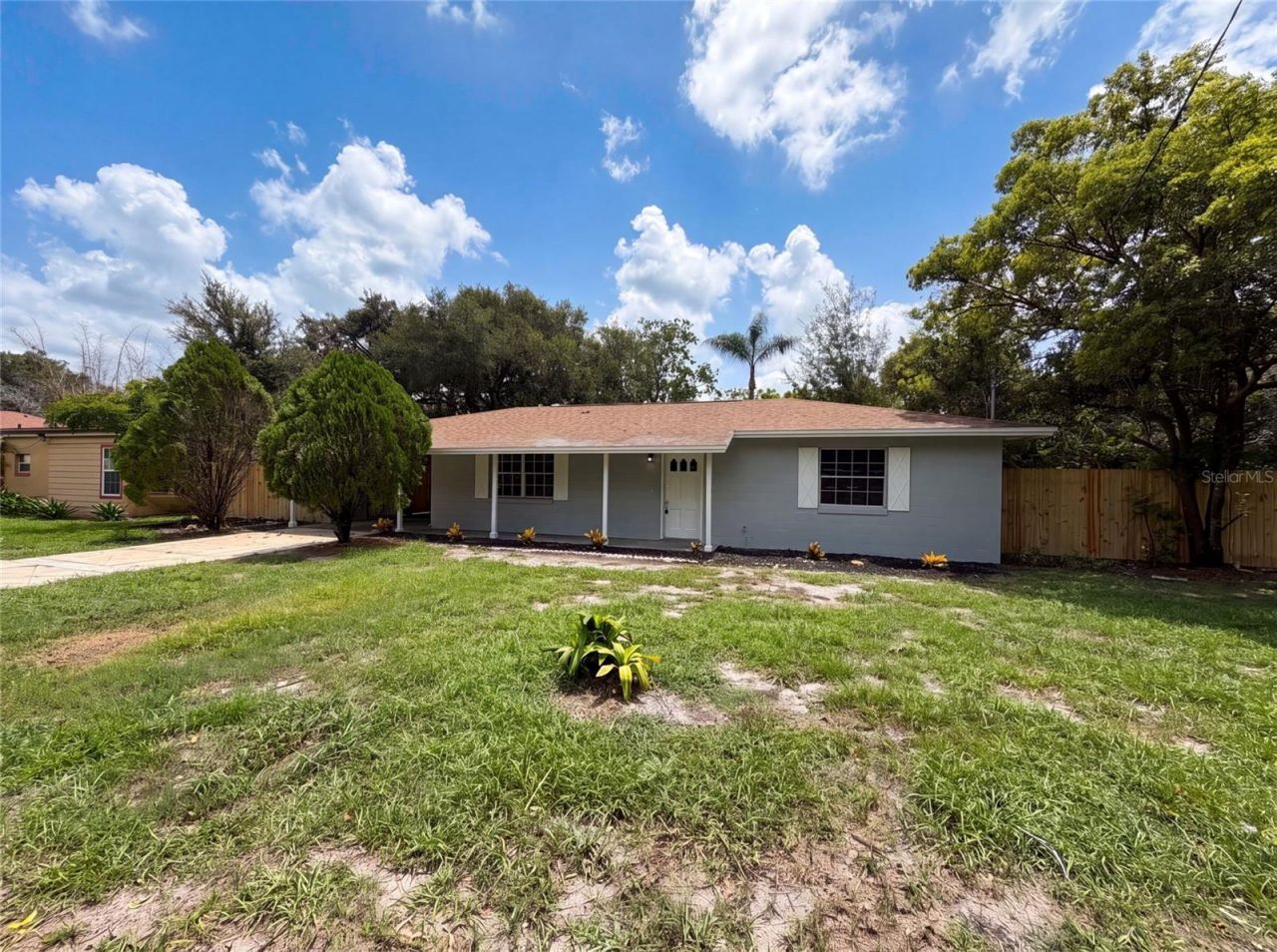 585 Hewett Drive , Orlando, FL 32807 Photo