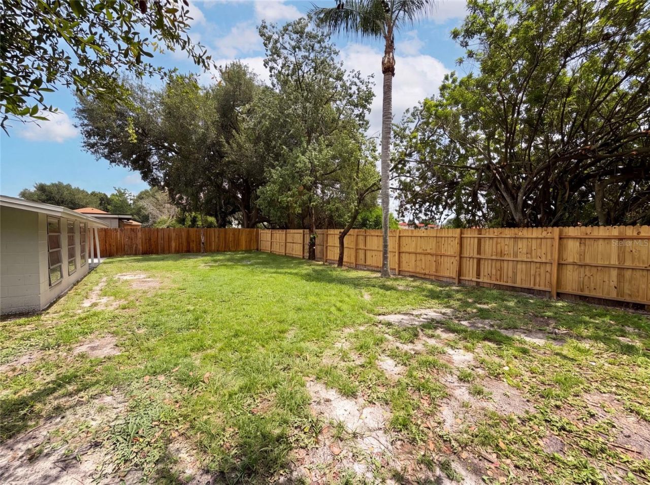 585 Hewett Drive , Orlando, FL 32807 Photo