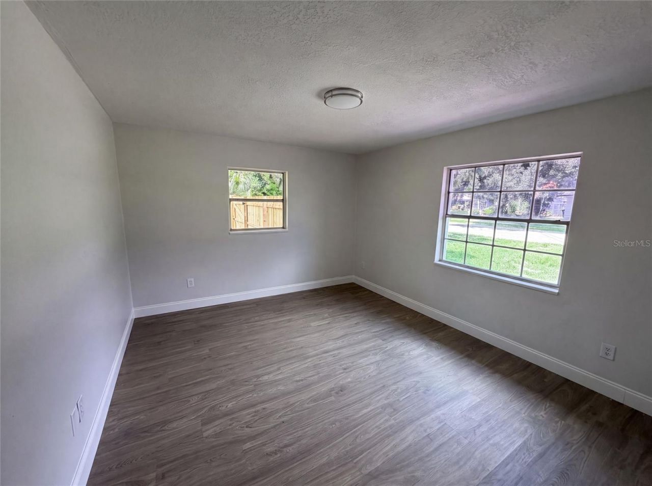 585 Hewett Drive , Orlando, FL 32807 Photo