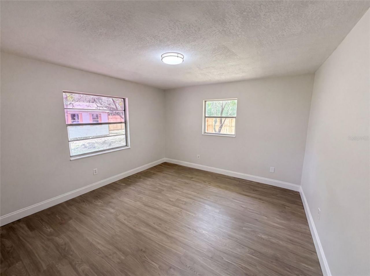 585 Hewett Drive , Orlando, FL 32807 Photo