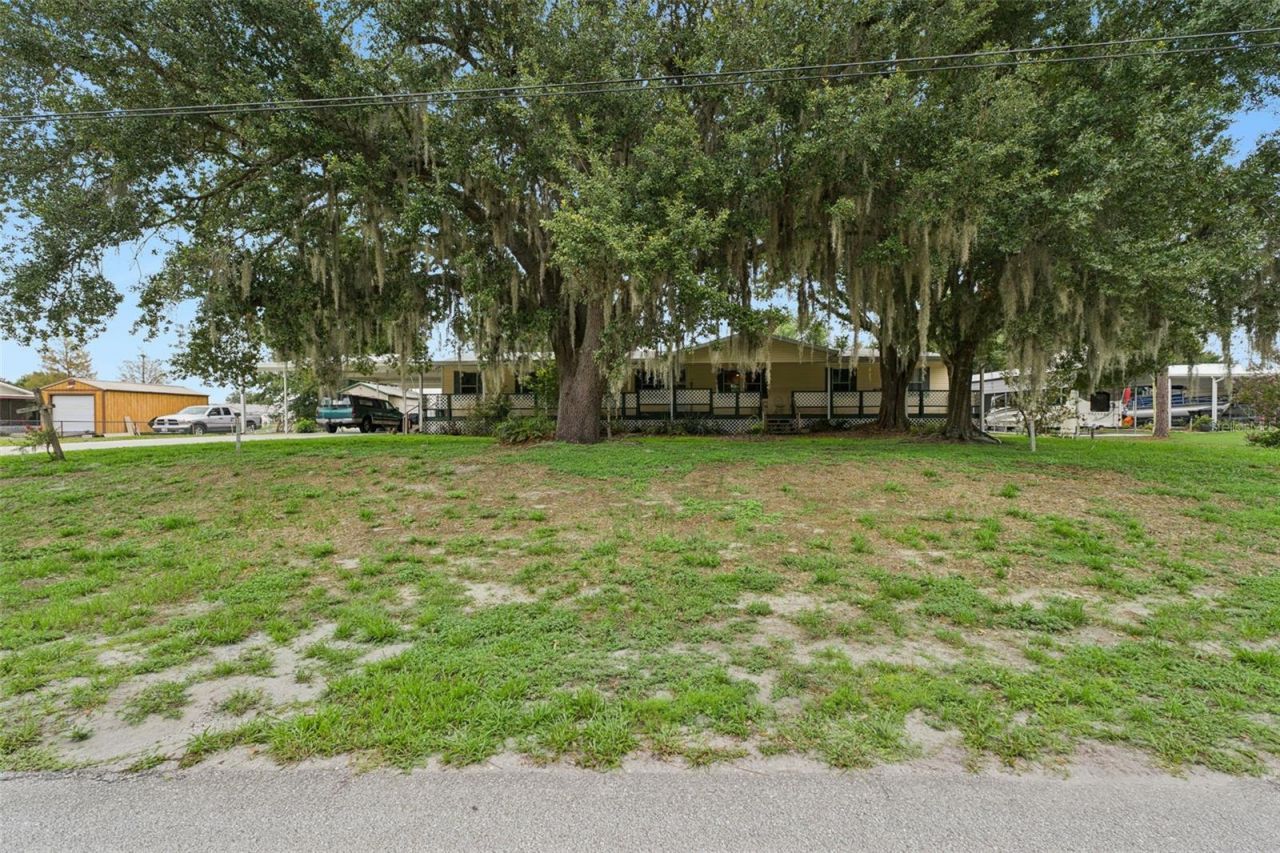 126 Bermuda Court , Winter Haven, FL 33880 Photo