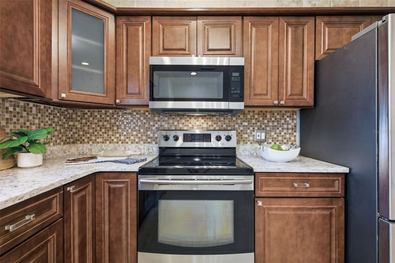 2051 Magnolia Drive , Clearwater, FL 33764 Photo