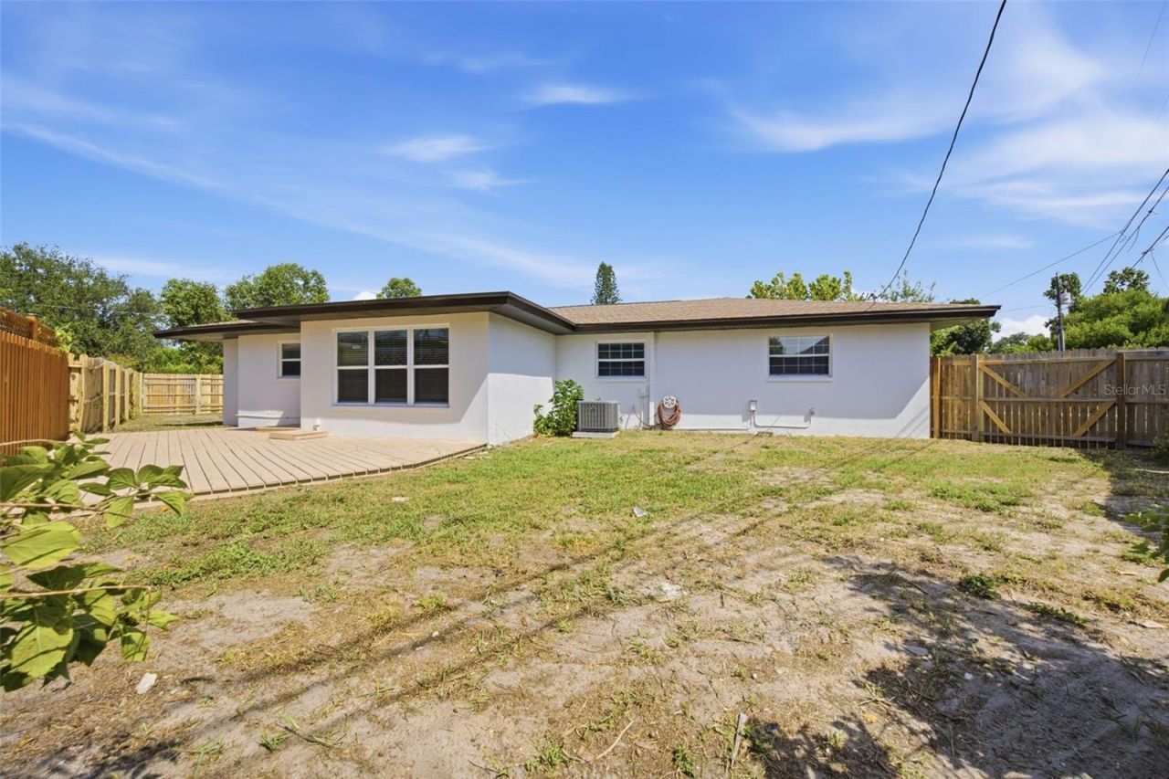 2051 Magnolia Drive , Clearwater, FL 33764 Photo