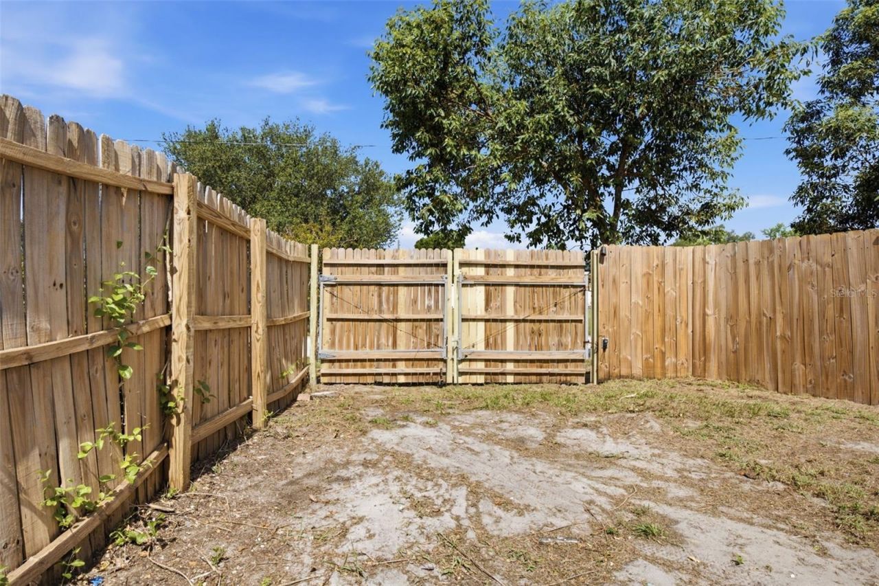 2051 Magnolia Drive , Clearwater, FL 33764 Photo