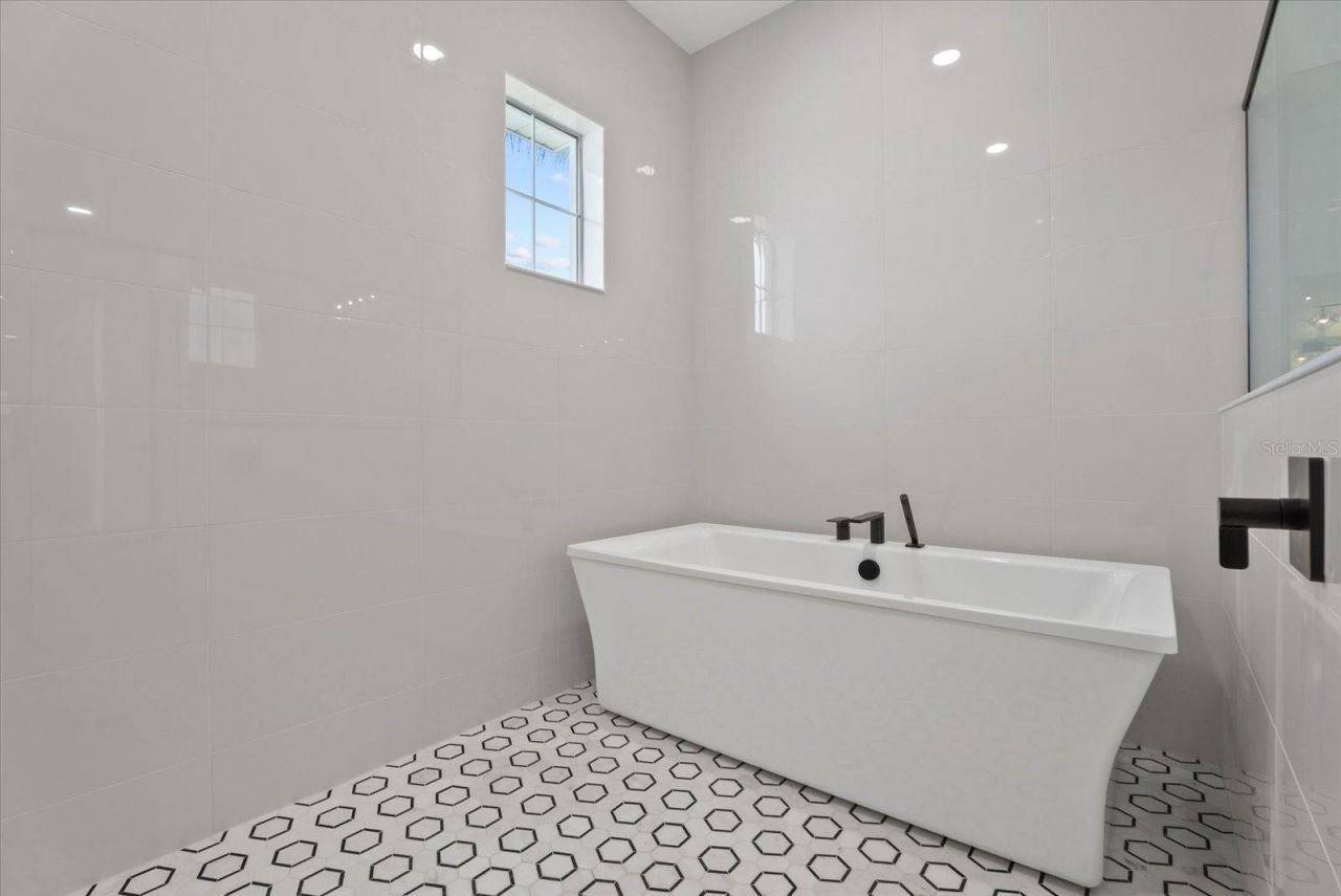 8133 Nevis Run, Lakewood Ranch, FL 34202 Photo