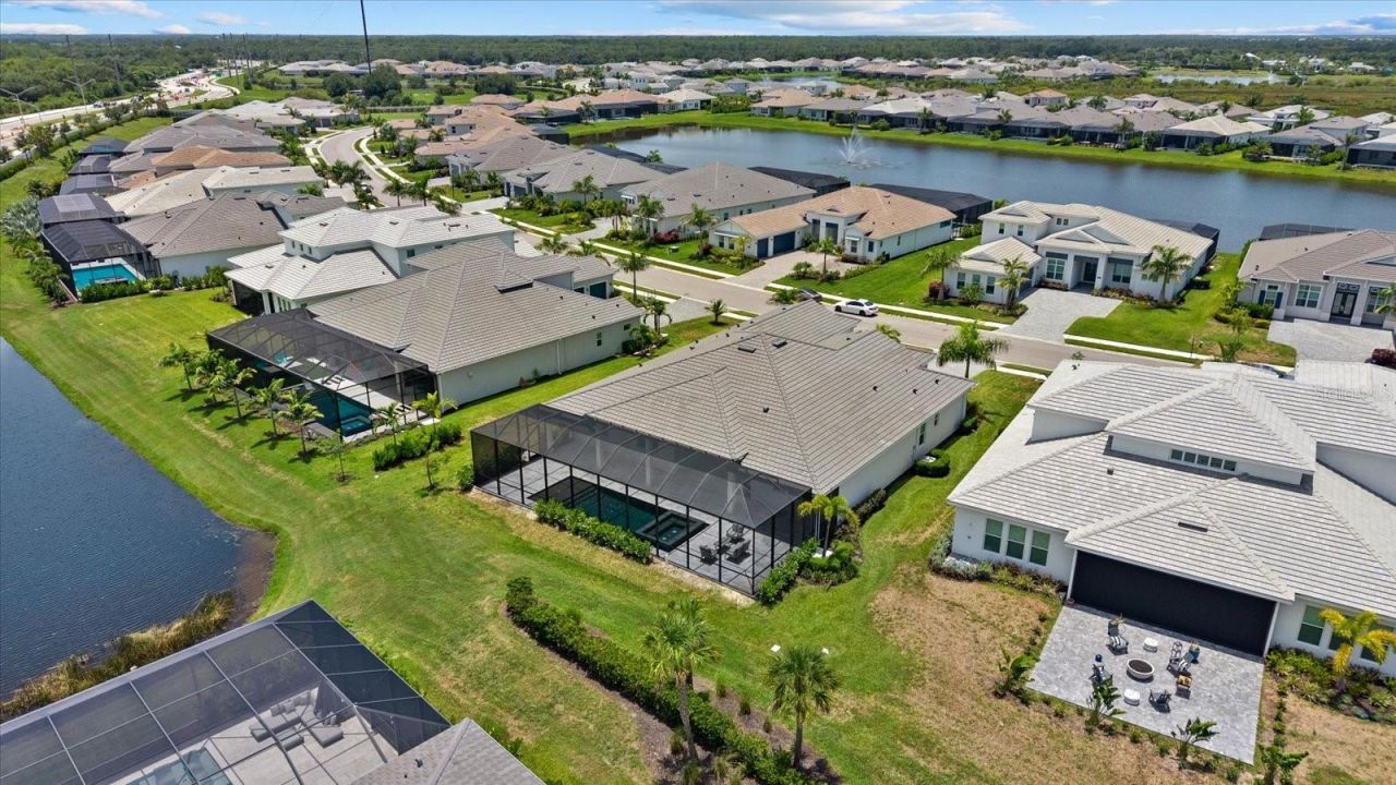 8133 Nevis Run, Lakewood Ranch, FL 34202 Photo
