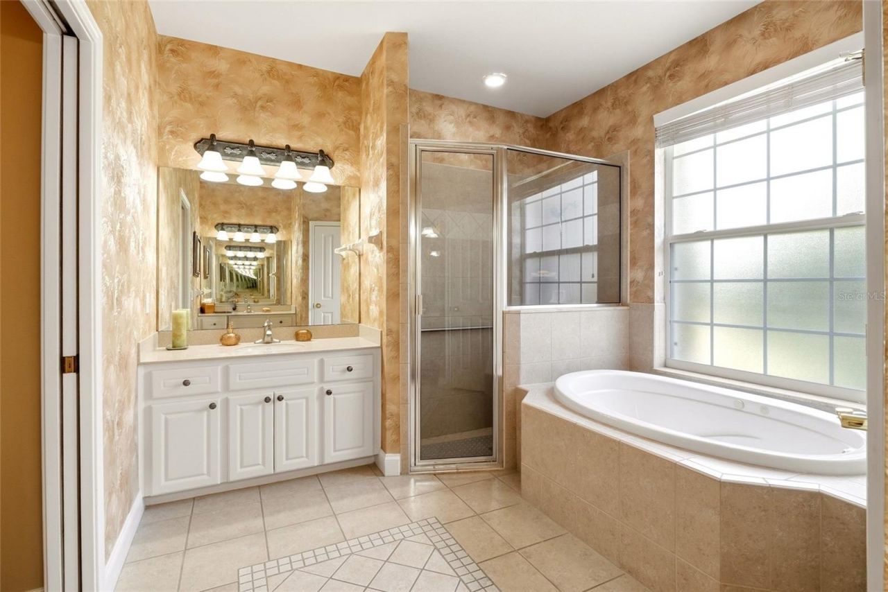 3196 Hawks Ridge Drive , Lakeland, FL 33810 Photo
