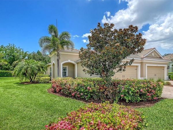 4866 MAYMONT PARK CIRCLE , BRADENTON, FL 34203