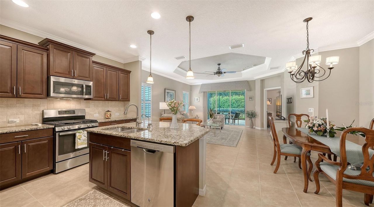 4866 Maymont Park Circle, Bradenton, FL 34203 Photo