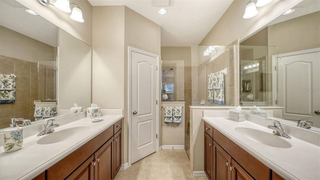 4866 Maymont Park Circle, Bradenton, FL 34203 Photo