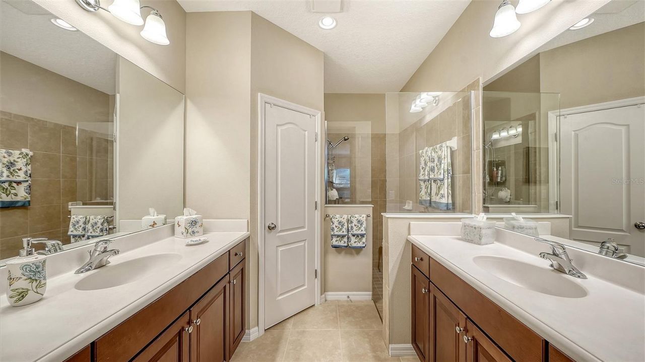 4866 Maymont Park Circle, Bradenton, FL 34203 Photo
