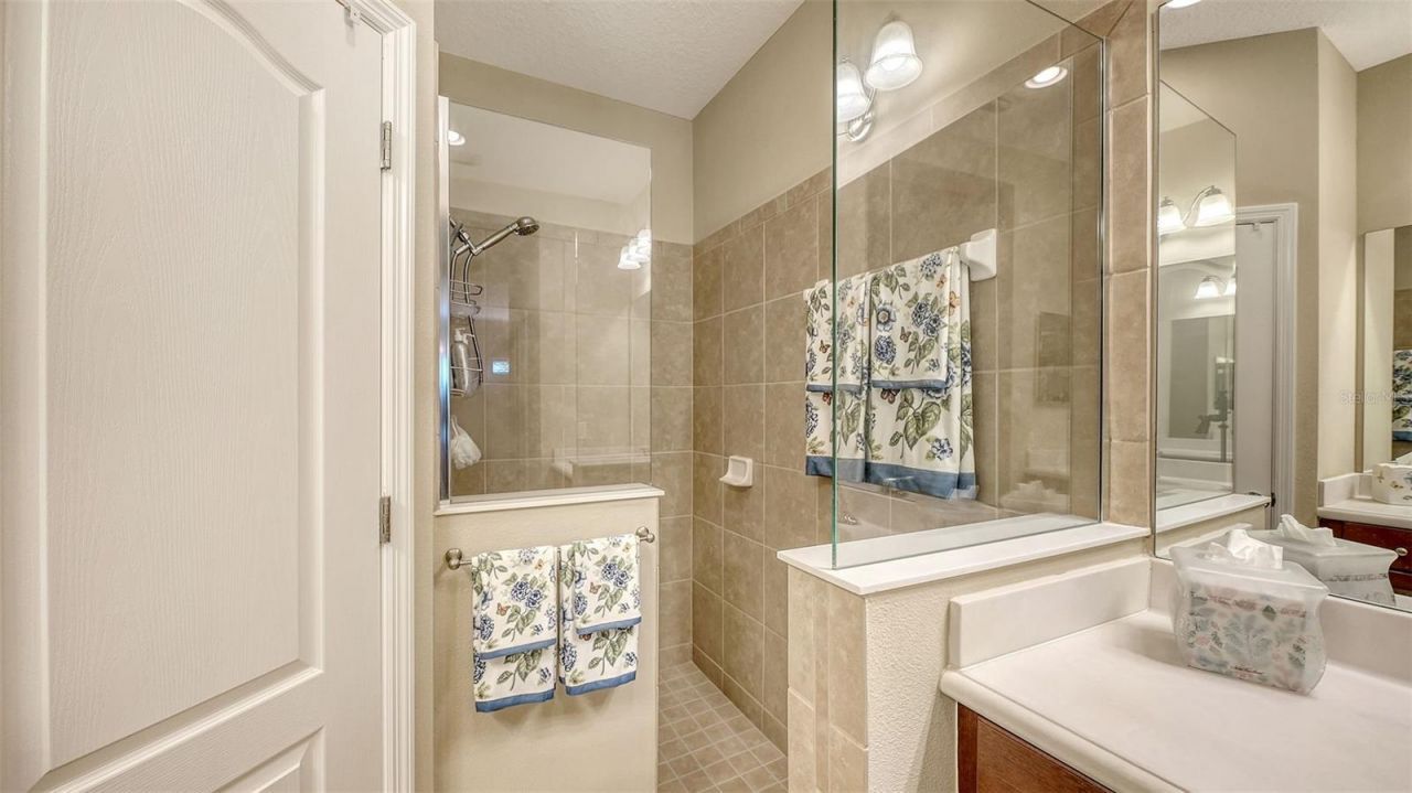 4866 Maymont Park Circle, Bradenton, FL 34203 Photo