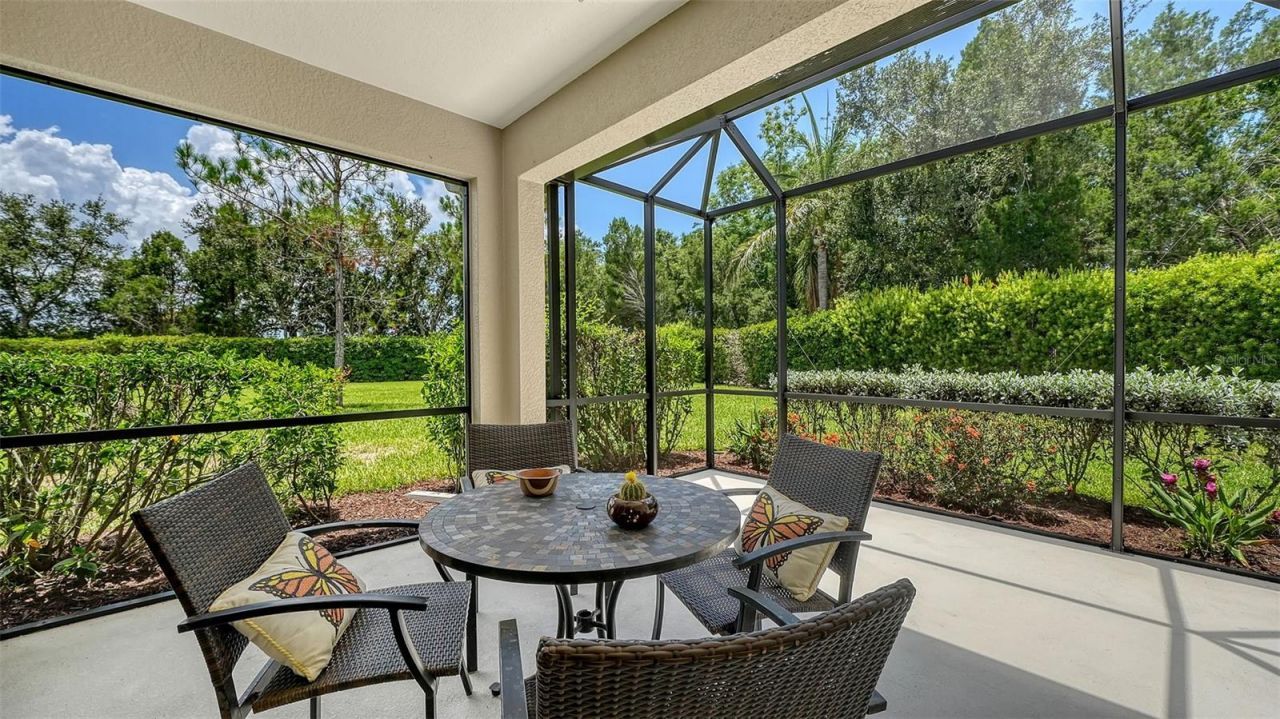 4866 Maymont Park Circle, Bradenton, FL 34203 Photo