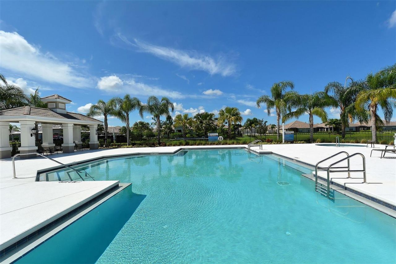 4866 Maymont Park Circle, Bradenton, FL 34203 Photo