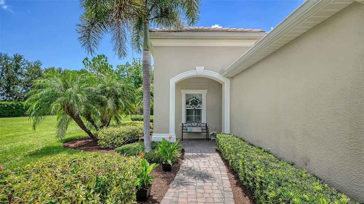 4866 Maymont Park Circle, Bradenton, FL 34203 Photo