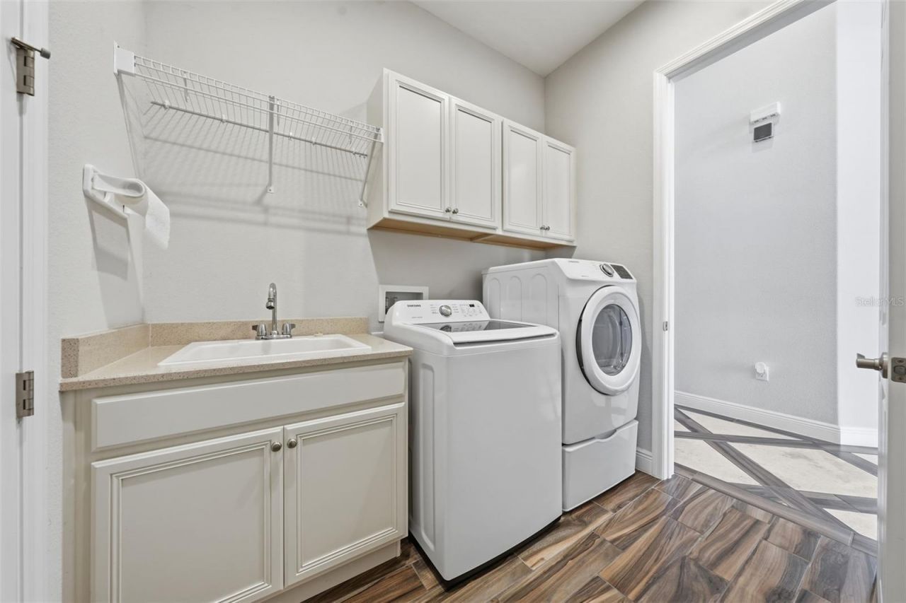 8732 Providence Court, Mount Dora, FL 32757 Photo