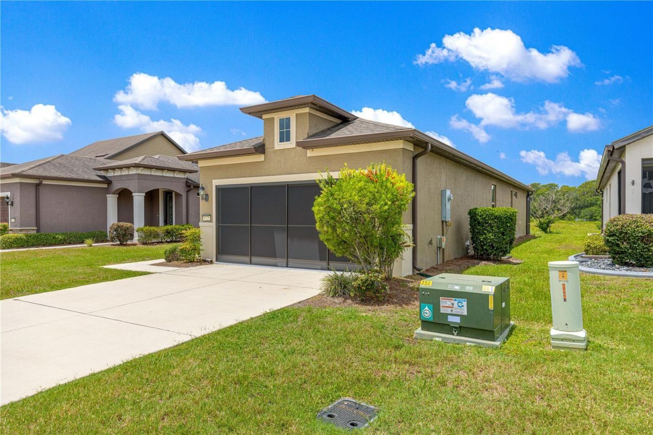 9725 SW 63rd Loop , Ocala, FL 34481 Photo