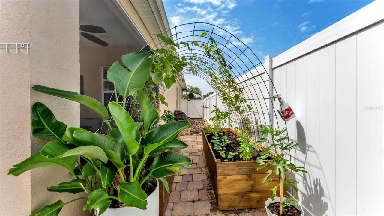 3580 Marsh Wren Street , Lakeland, FL 33811 Photo