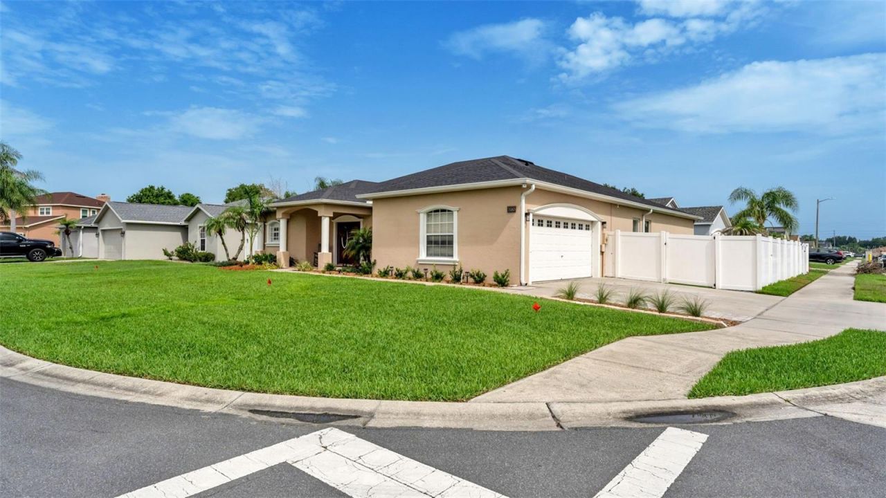 3580 Marsh Wren Street , Lakeland, FL 33811 Photo