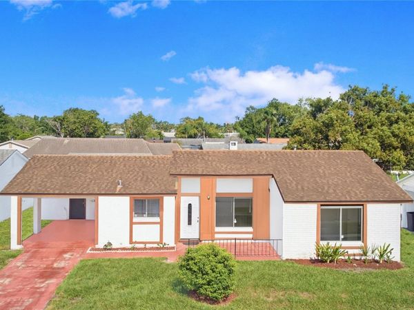 10330 GALLIARD BOULEVARD , ORLANDO, FL 32821