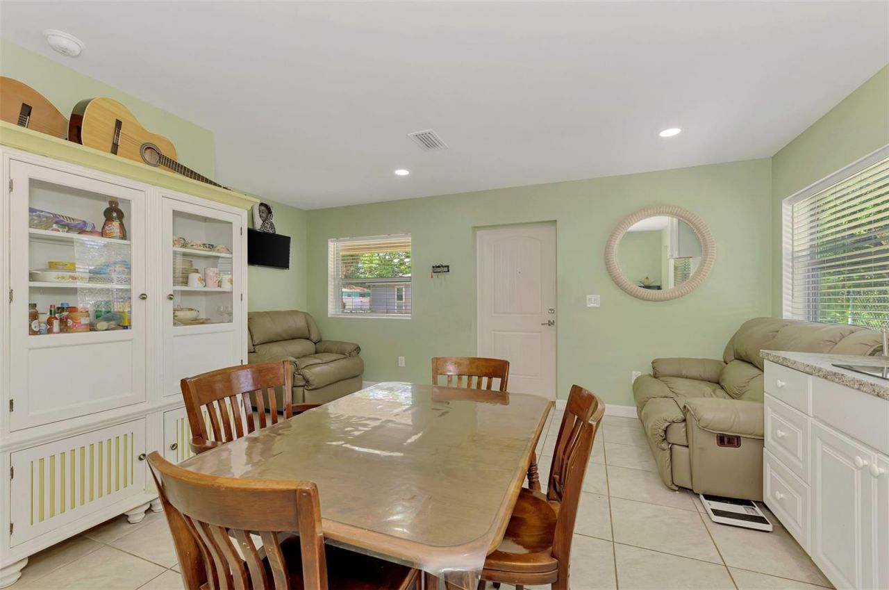 1420 19th Avenue W, Bradenton, FL 34205 Photo