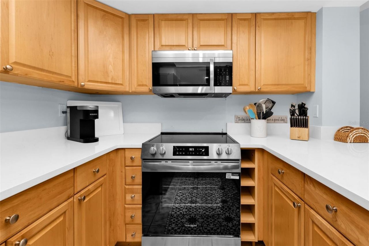 3013 Clark Road , Unit 6, Sarasota, FL 34231 Photo