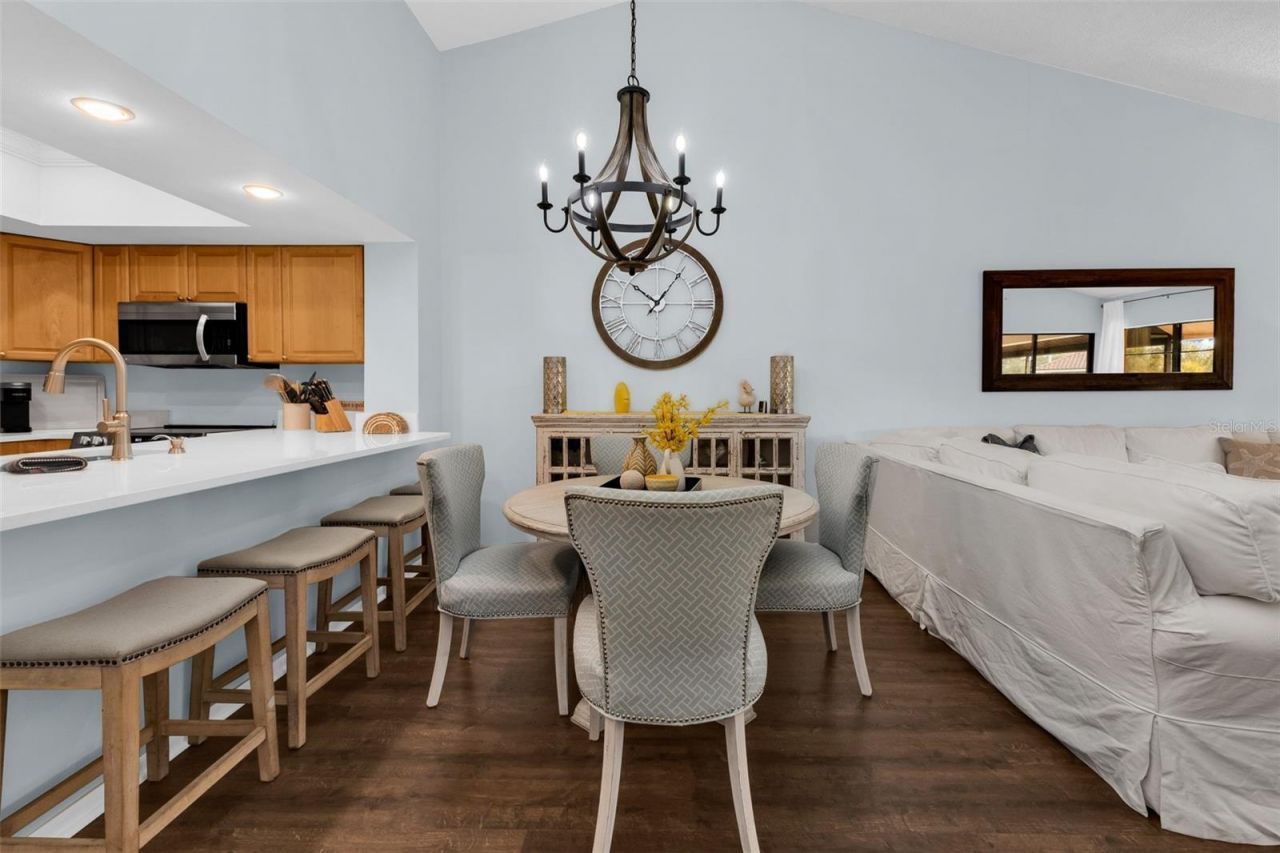 3013 Clark Road , Unit 6, Sarasota, FL 34231 Photo